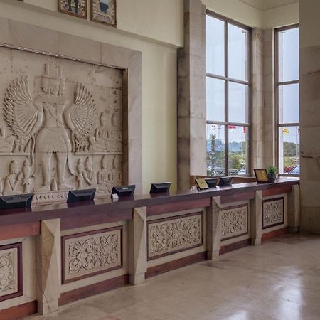 Thansur Sokha Hotel Kampot Exterior photo