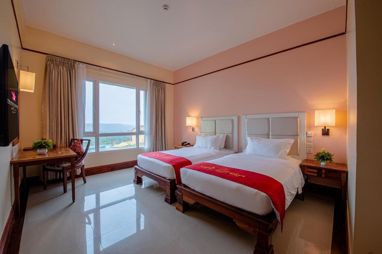 Thansur Sokha Hotel Kampot Exterior photo